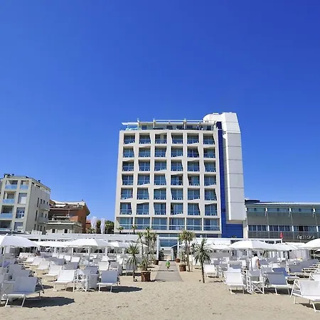 Excelsior Hotel, & Lido - Preferred & 5*