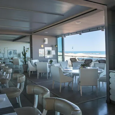 Ξενοδοχείο Excelsior Hotel, & Lido - Preferred & Πέζαρο