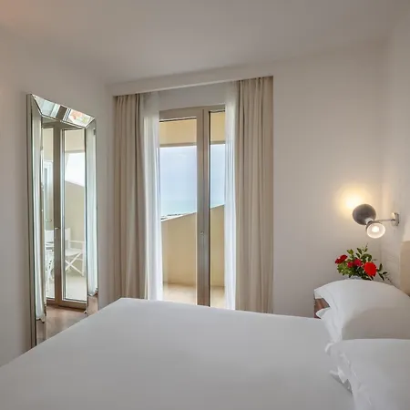 Excelsior Hotel, & Lido - Preferred & Hotell