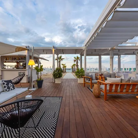 Excelsior Hotel, & Lido - Preferred & 5*