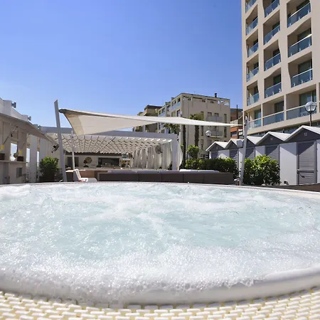 Hotel Excelsior Hotel, & Lido - Preferred & 5*