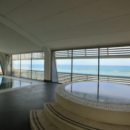 Excelsior Hotel, & Lido - Preferred & 5*