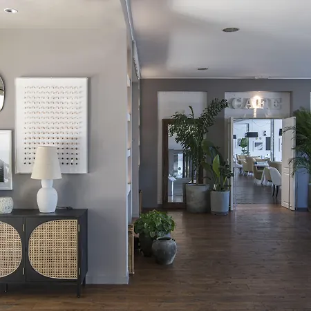 Excelsior Hotel, & Lido - Preferred & 5*