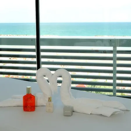 Excelsior Hotel, & Lido 5* 페자로