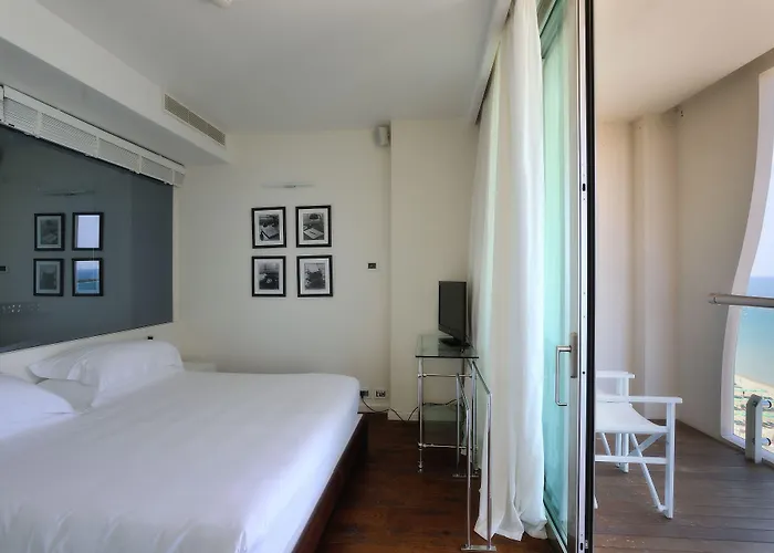 ホテル Excelsior Hotel, & Lido - Preferred & ペザロ